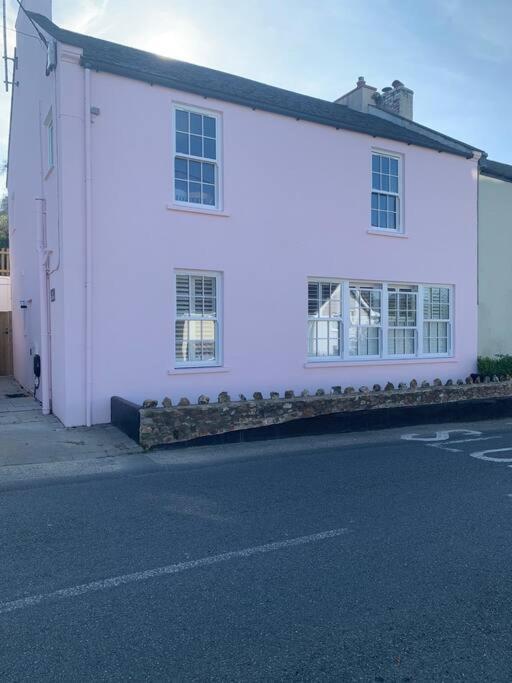 Newly Refurbished Uplyme Getaway Apartment Exterior photo
